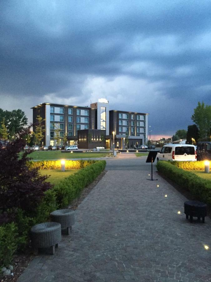 Link124 Hotel Πάρμα Εξωτερικό φωτογραφία
